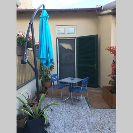 Monolocale Con Soppalco Per Coppie *